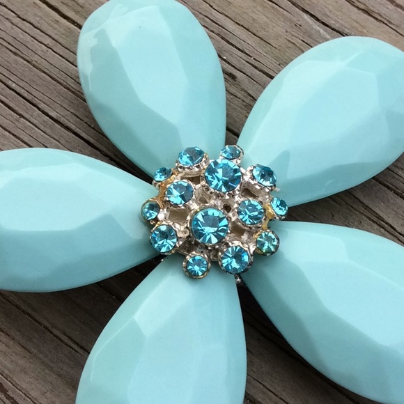 Vintage Flower Brooch - Picture 4 of 5